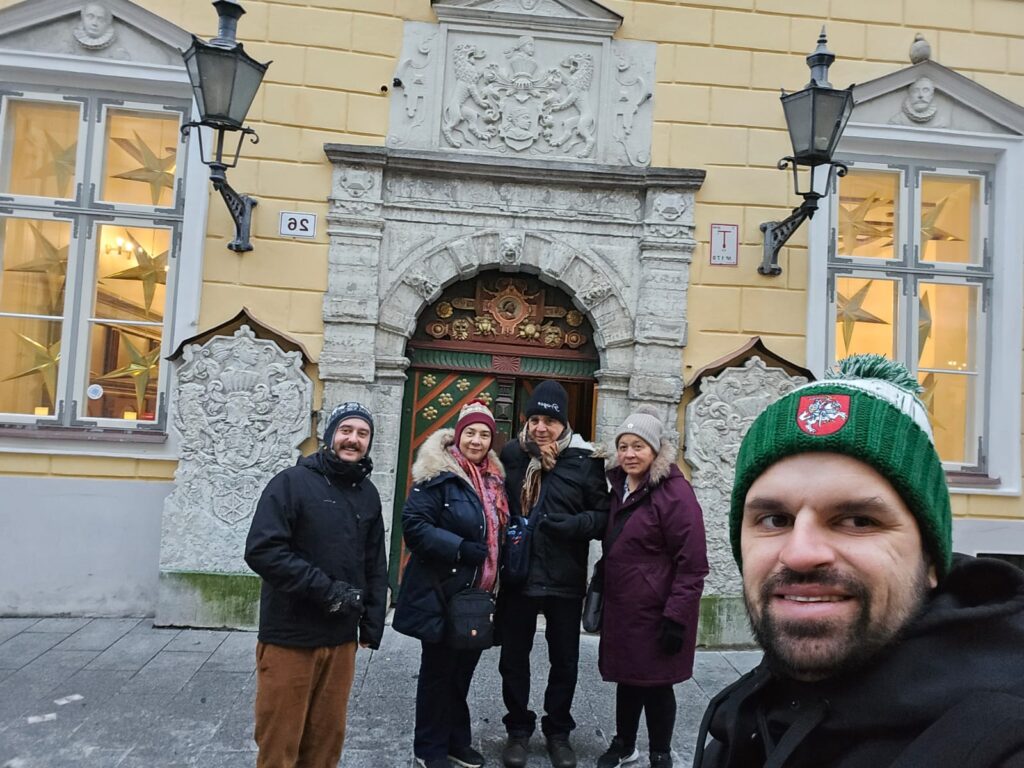 PHOTO 2025 10 25 11 56 21 PHOTO 2025 10 25 11 56 21